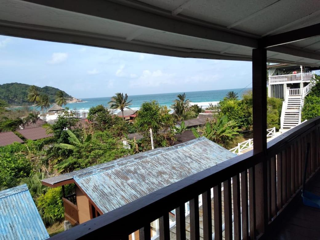 Long Beach Garden Kampung Kuala Besut ภายนอก รูปภาพ